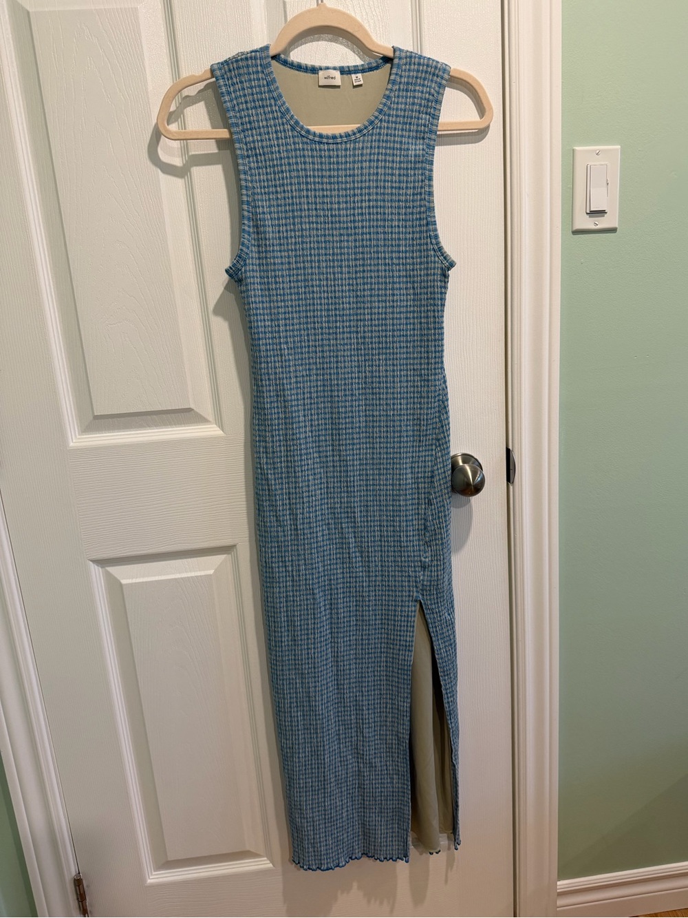 Aritzia Wilfred Verona Dress Seersucker Size Medium
